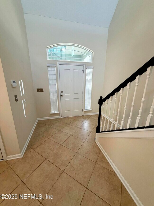 Building Photo - 14462 Serenoa Dr