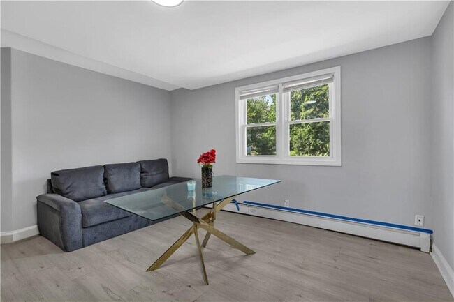 Foto del edificio - 260 Amherst St