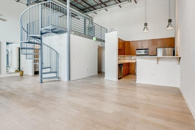 Foto del edificio - 572 Edgewood Ave NE