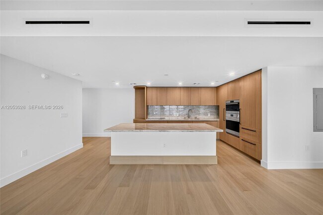 Foto del edificio - 1176 97th St