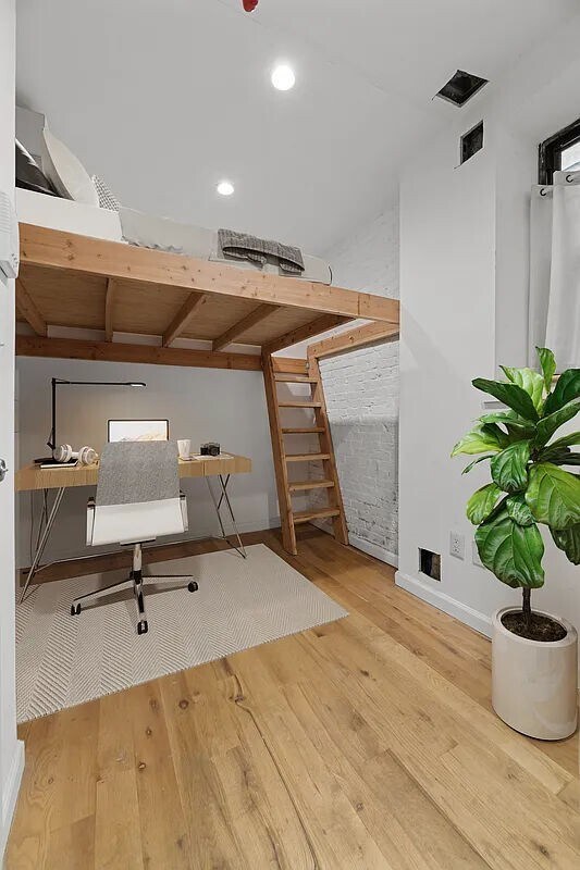 Building Photo - 282 West 127th Street