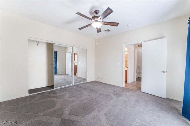 Building Photo - 6809 Squaw Mountain Dr