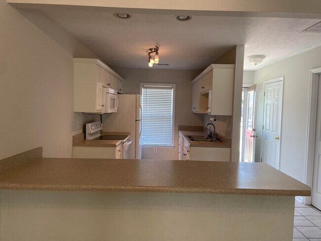 Foto del edificio - 143 Portofino Ln SW