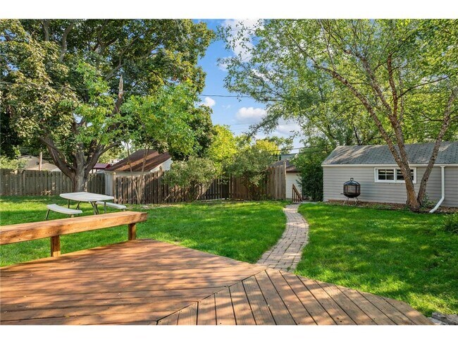 Foto del edificio - 3029 Edgewood Ave S