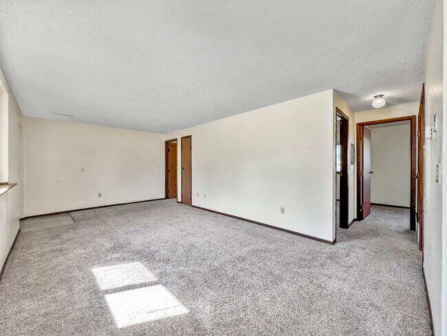 Building Photo - 4409 Ontario St