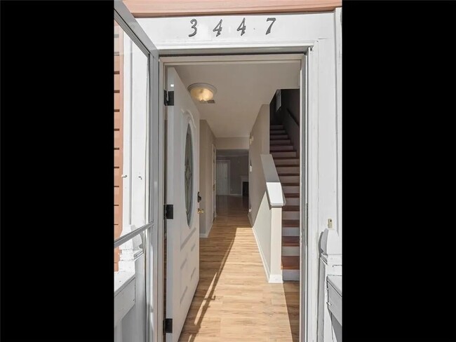 Foto del edificio - 3447 Kingswood Run