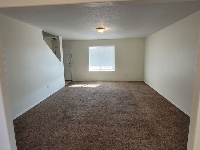 Building Photo - 420laguna