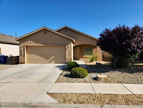 Building Photo - 4833 Sonoran Ave