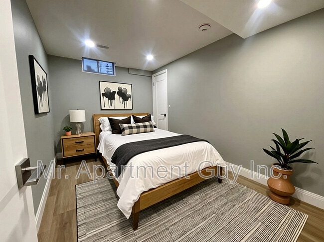 Building Photo - 2531 Cavendish Dr