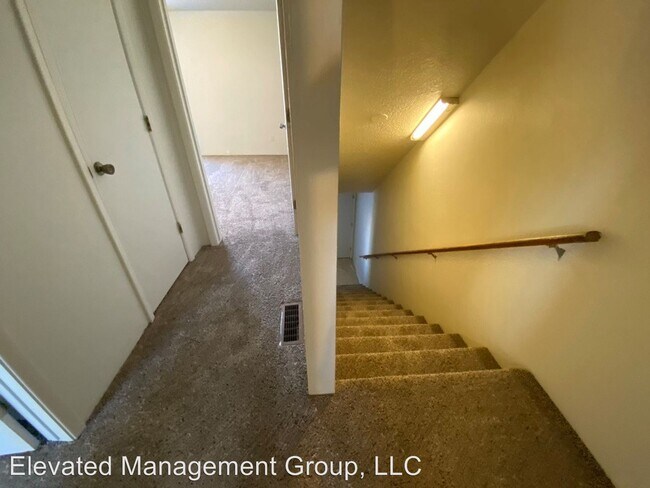 Foto del edificio - 2306 Chelwood Park Blvd NE