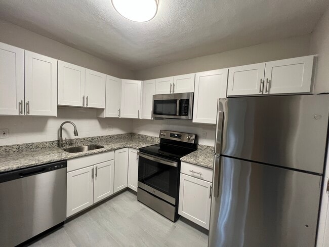 Foto del edificio - 282 Grove St