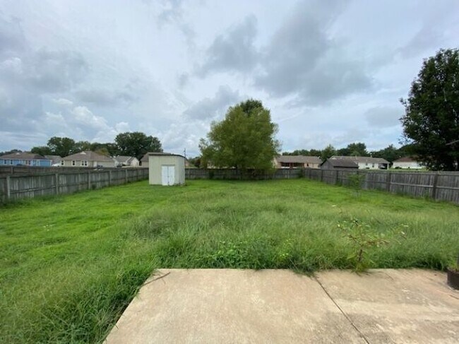 Building Photo - 97 Harmony Dr E