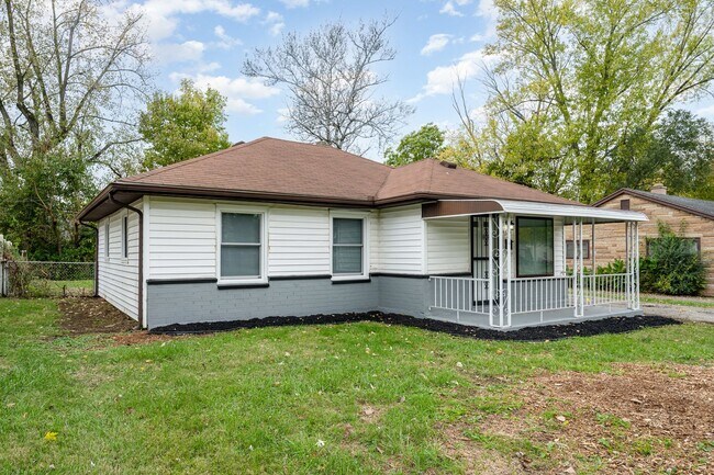 Building Photo - Fabulous 3 Bed 1 Bath Home!