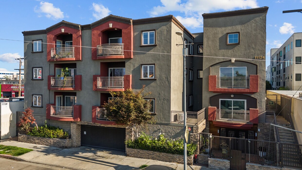 Foto principal - Amazing 2 Bed Condo in Noho!