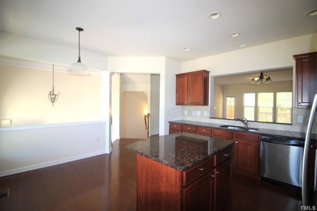 Building Photo - 8809 Macedonia Lake Dr