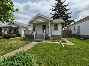 Building Photo - 2448 Nill Ave