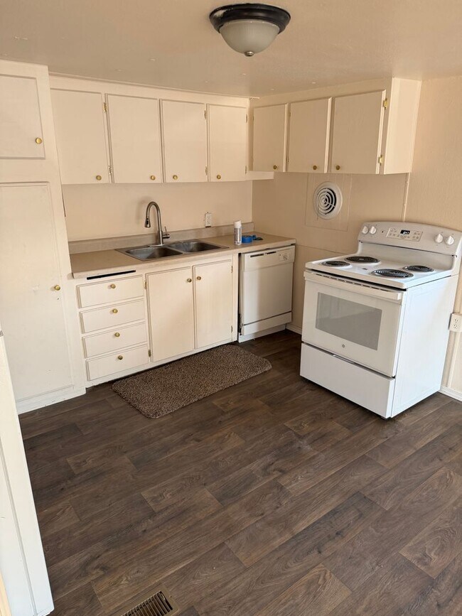 Foto del edificio - 1273 N 33rd St