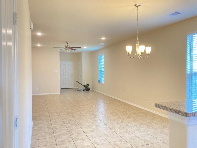 Foto del edificio - 2411 Concord Ter