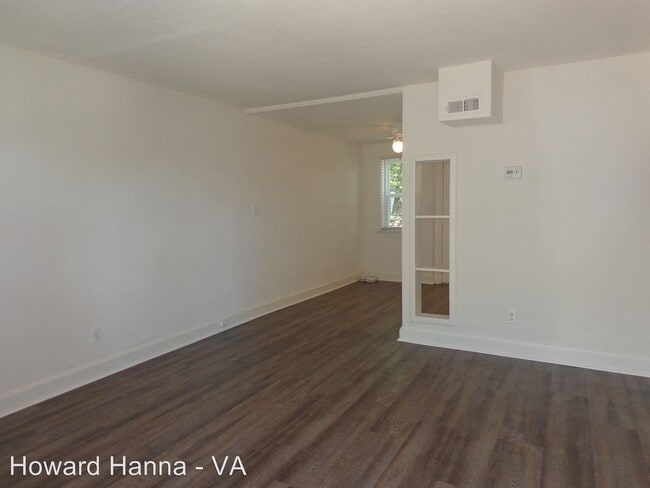 Building Photo - 2020 E Ocean View Ave