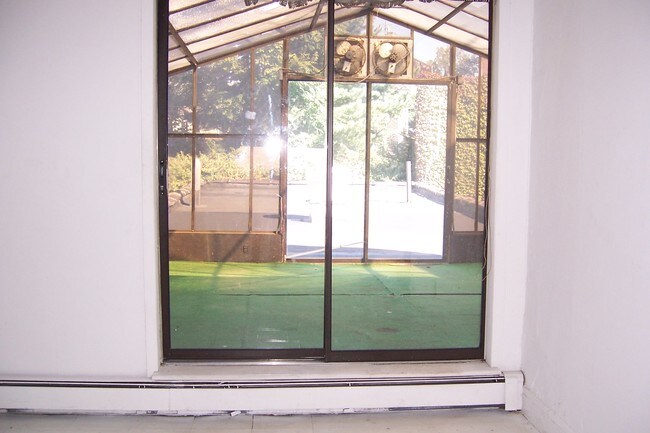 Foto del edificio - 498 Humboldt St