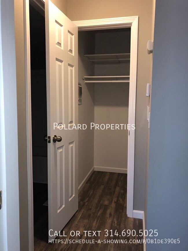 Building Photo - 201 Bedford Dr