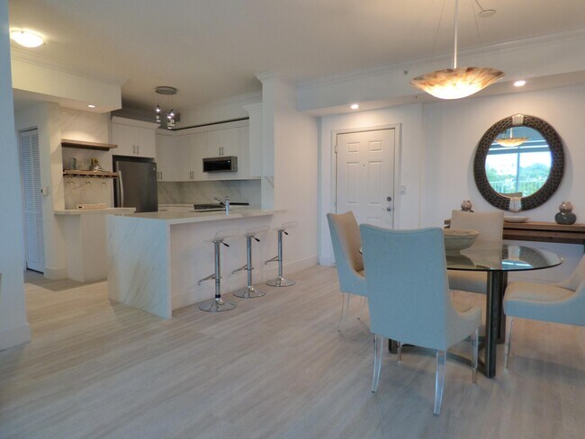 Foto del edificio - 802 W Windward Way