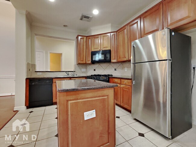 Foto del edificio - 1127 Enclave Sq E