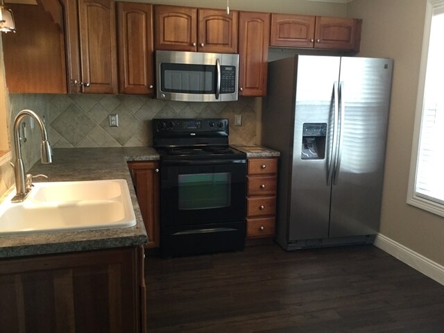 Foto del edificio - 6707 Wimbledon Drive