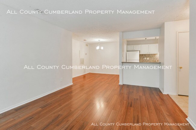 Building Photo - HEART OF SANDY SPRINGS 2B/1BA CONDO!!