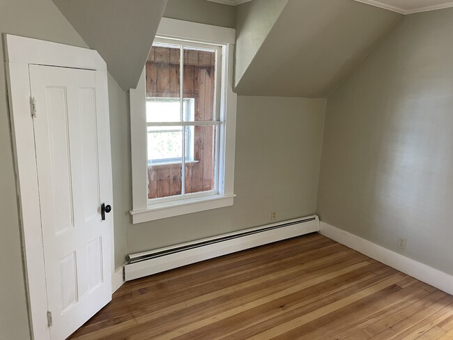 Building Photo - 44 Gilman St