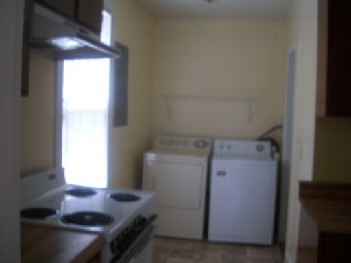 Building Photo - 108 E William St