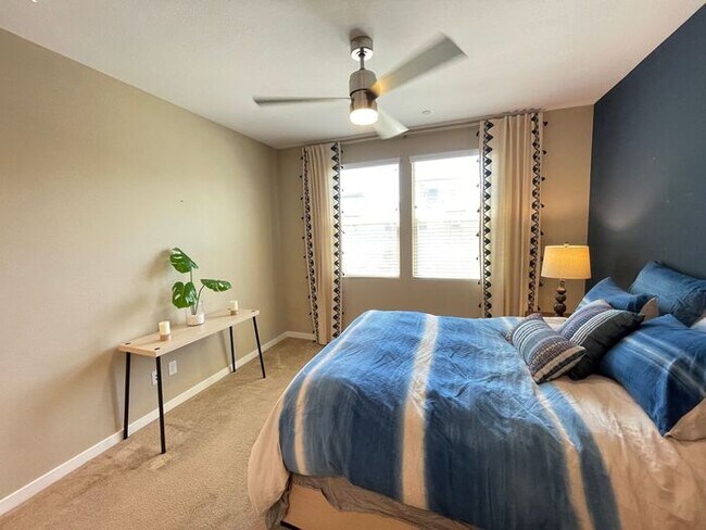 Foto del edificio - 11257 Rainbow Peak Ave