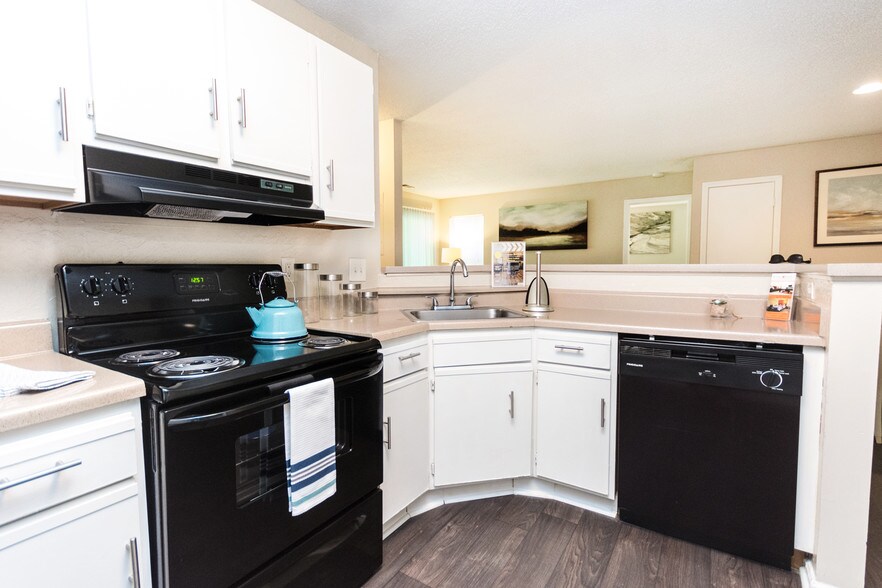 Delta Crossing Rentals Charlotte, NC