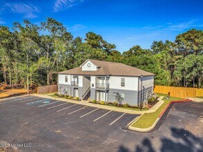 Building Photo - 12088 Lamey Brg Rd