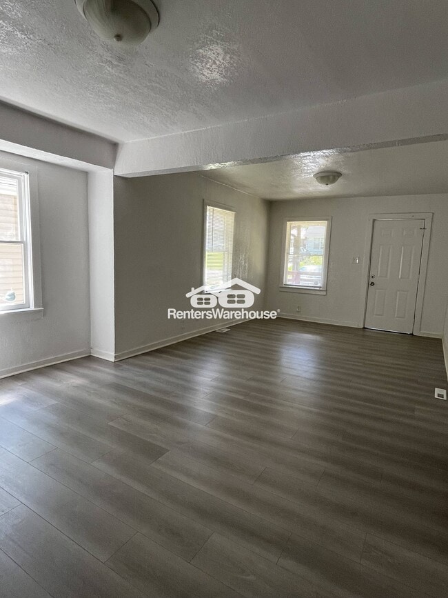 Building Photo - 7133 Agnes Ave