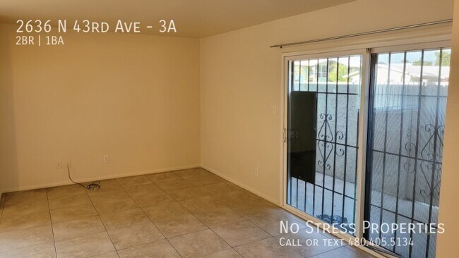 Building Photo - 2 Bed Condo off 43rd Ave and Thomas!
