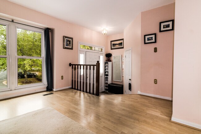 Door Way - 13924 Middle Creek Plz