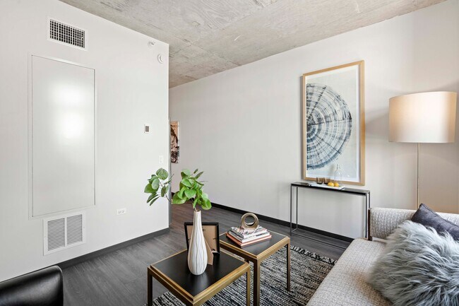 Foto del edificio - 158 N Ashland Ave