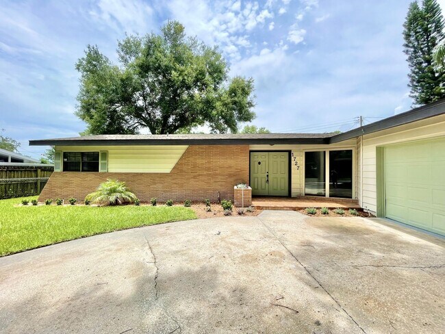 Foto del edificio - 3 br, 2.5 bath House - 1727 Roanoke Ave