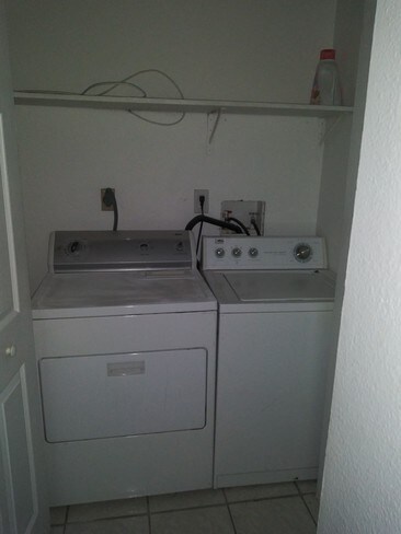 Foto del edificio - 2903 Hambleton Ave