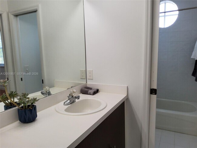 Building Photo - 11252 NW 54th Ter