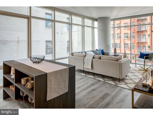 Foto del edificio - 1213 Walnut Street Unit 1B-1007