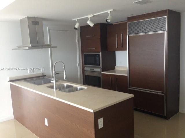 Foto del edificio - 495 Brickell Ave