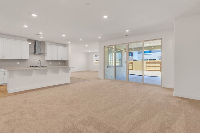 Building Photo - 9453 Broxton Ave