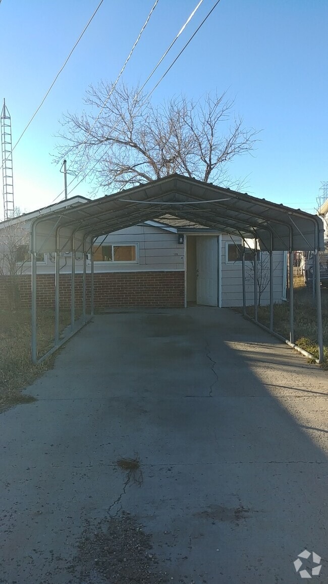 Building Photo - 300 Avenue C1