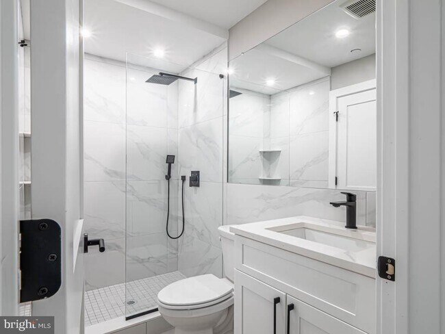 Foto del edificio - 769 S 10th St