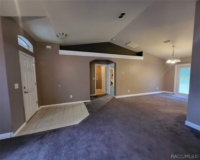 Building Photo - 464 W La Casita Ln