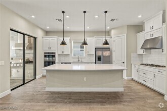 Building Photo - 15254 Arpino Ct