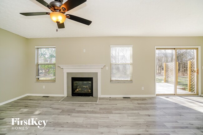 Foto del edificio - 339 Shyanne Dr