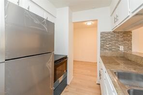 Foto del edificio - 7200 Clarewood Dr